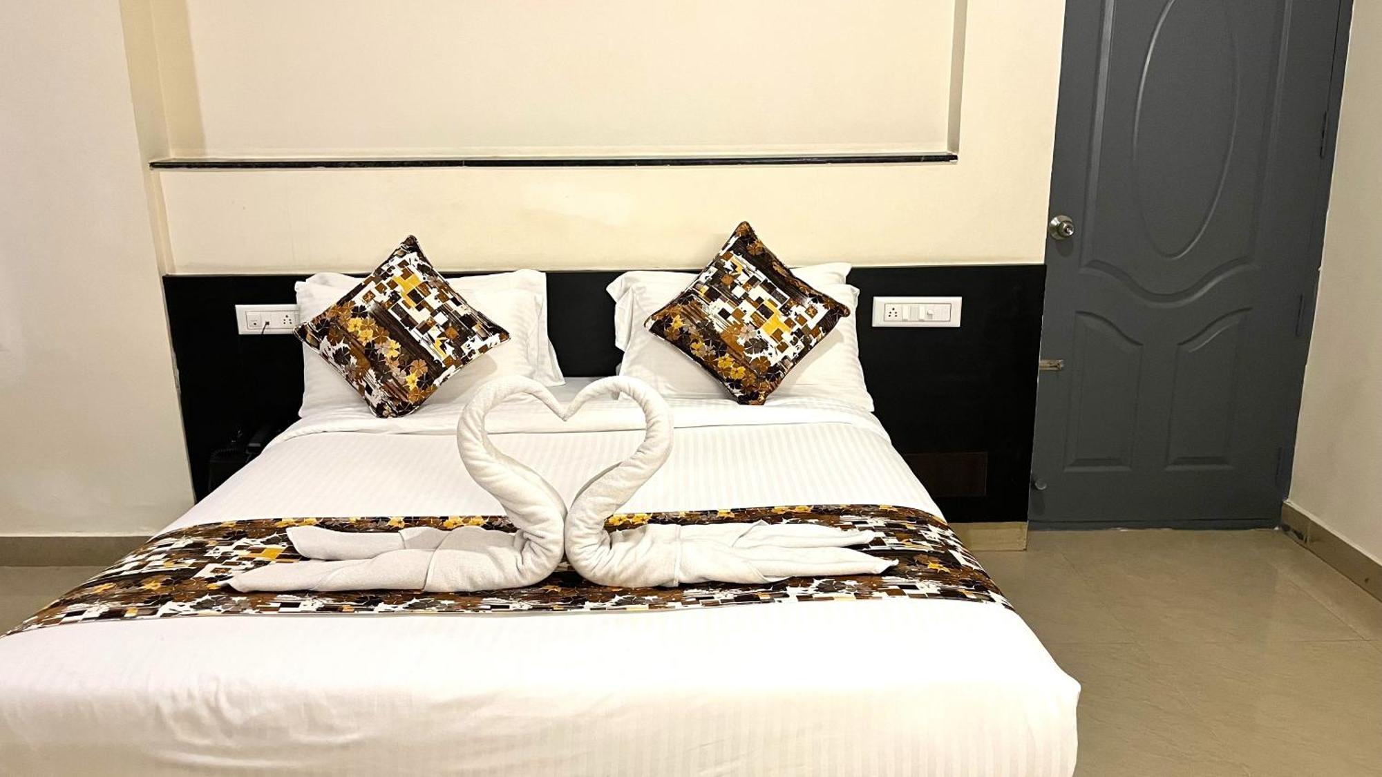 Athasri Hotel Hsr Layout Bengaluru Zewnętrze zdjęcie