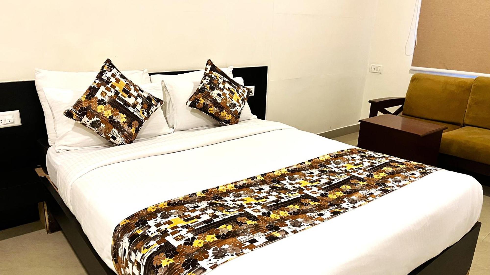 Athasri Hotel Hsr Layout Bengaluru Zewnętrze zdjęcie