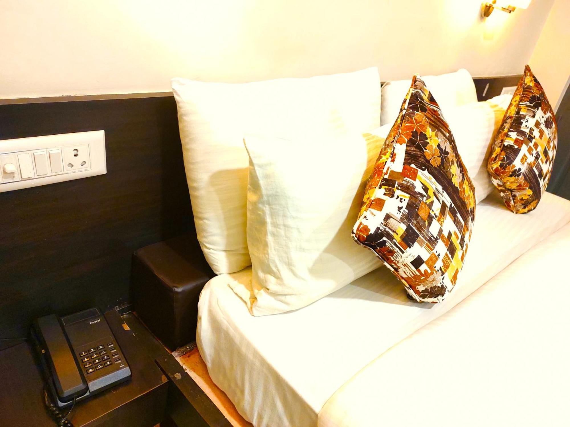 Athasri Hotel Hsr Layout Bengaluru Zewnętrze zdjęcie
